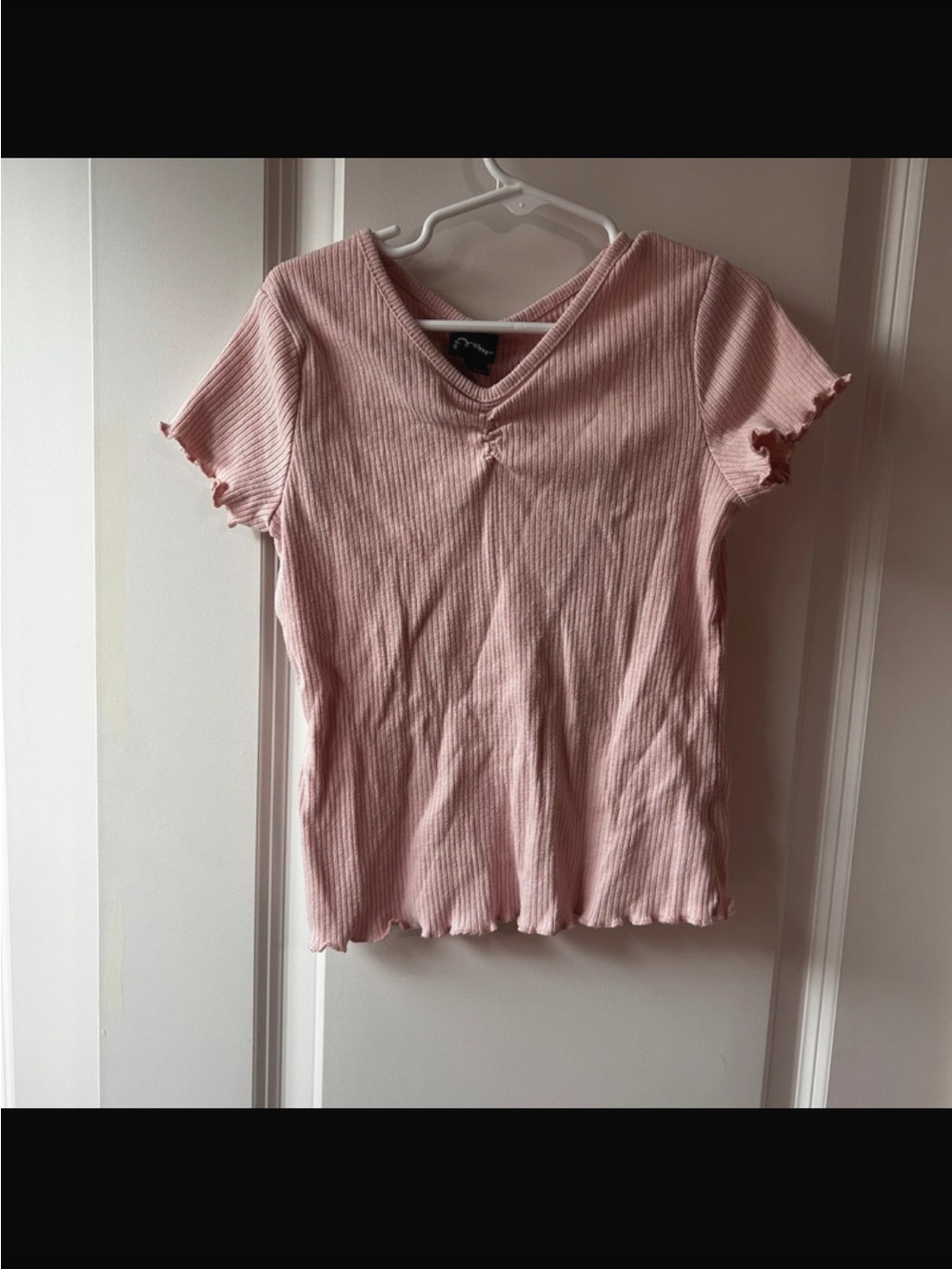 Art Class Soft Pink Ribbed V-Neck Tee - Casual girls Top